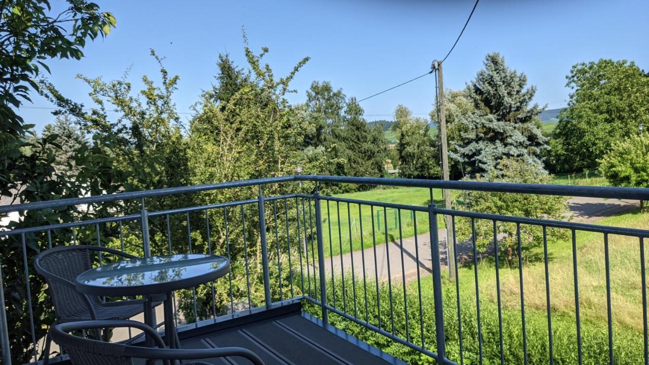 Apartament Weingut Harald Ludwig Osann-Monzel Zewnętrze zdjęcie